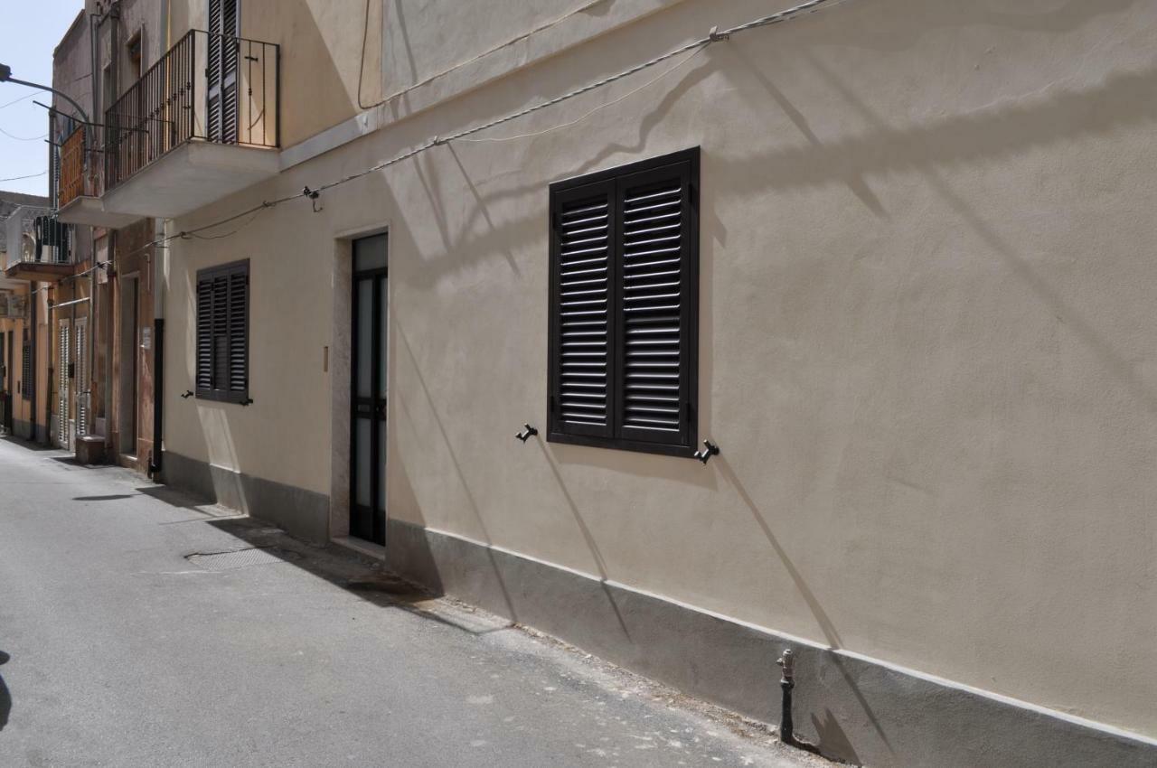 Casanetina * Noto